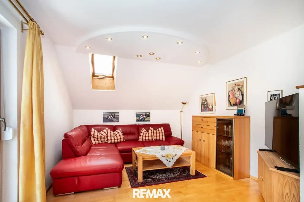 7-Zimmer-Haus kaufen in Gmunden – 186 m², € 419.000 – Bild 3 von 51