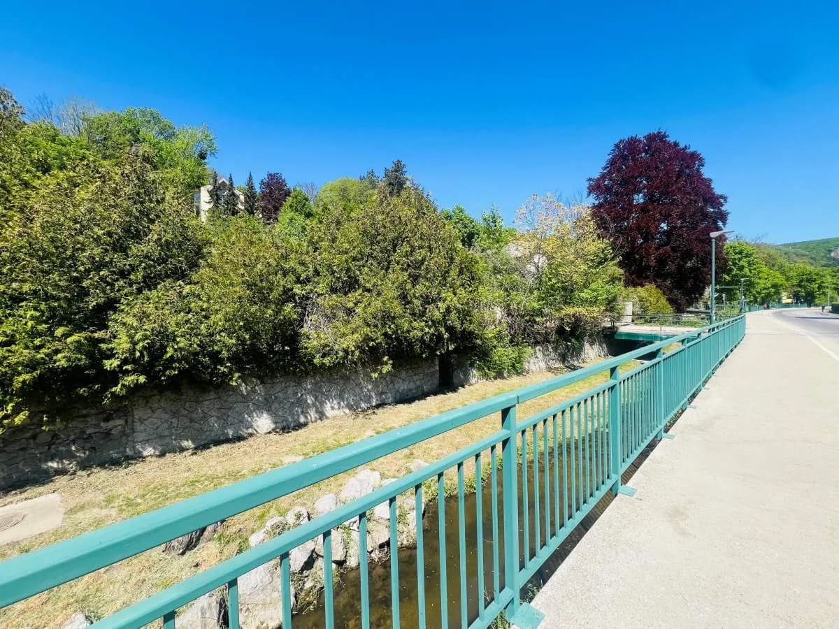 Grundstück kaufen in Mödling – 2 076 m², € 2.500.000 – Bild 2 von 10