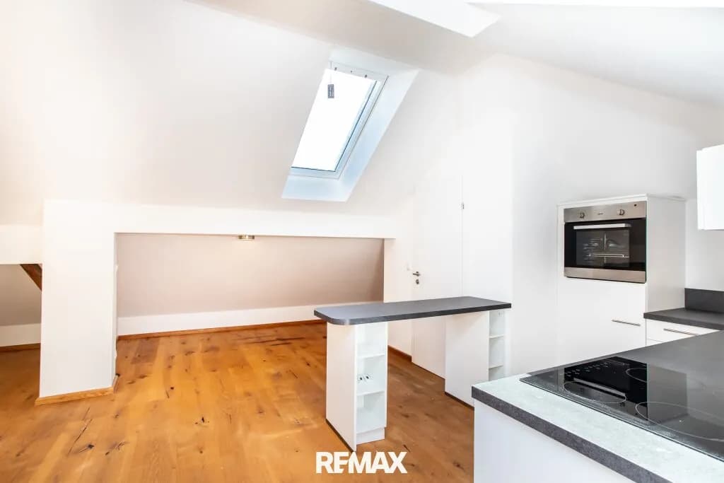 1-Zimmer-Wohnung mieten in Gmunden – 86 m², € 1.090 – Bild 4 von 21
