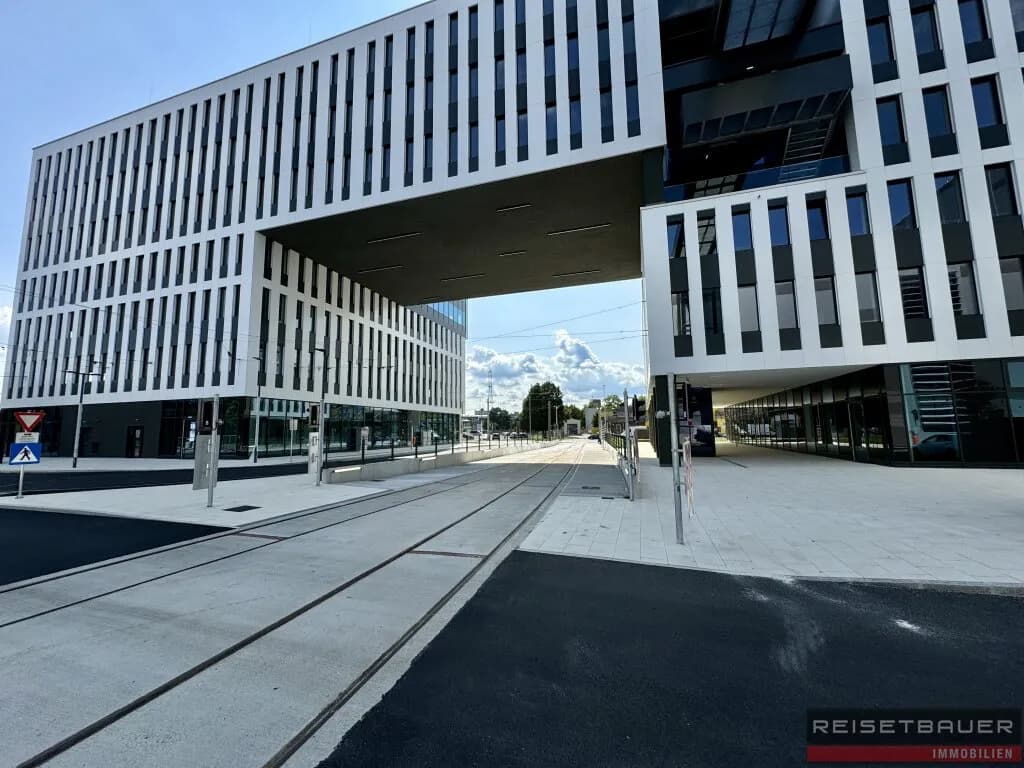 Gewerbeimmobilie mieten in Linz – 1 089 m², € 20.596 – Bild 3 von 12
