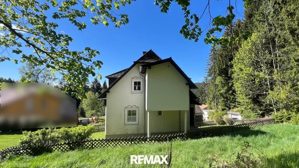 4-Zimmer-Haus kaufen in Neunkirchen – 123 m², € 135.000