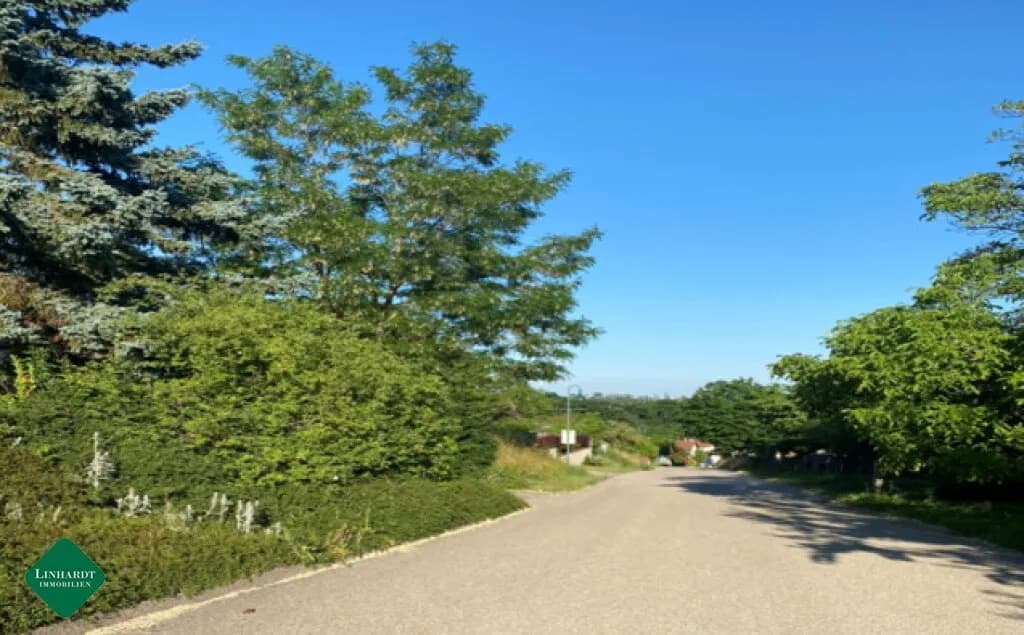 Grundstück kaufen in Hollabrunn – 1 500 m², € 89.000