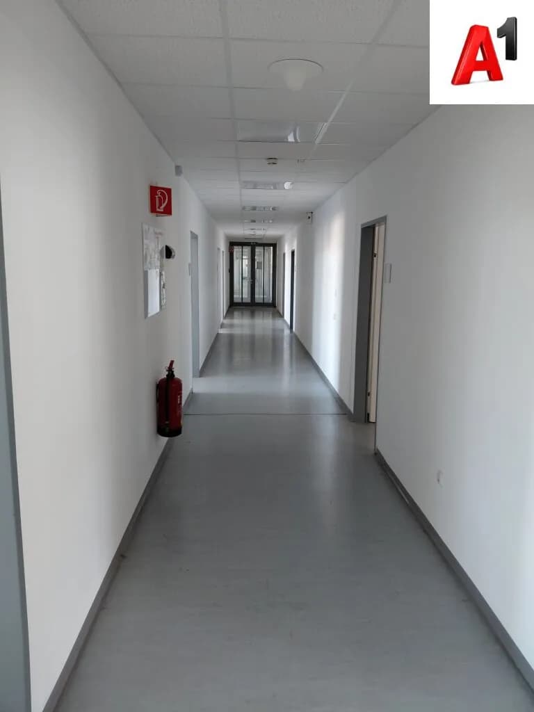 Gewerbeimmobilie mieten in Linz – 1 900 m², € 12 – Bild 8 von 11