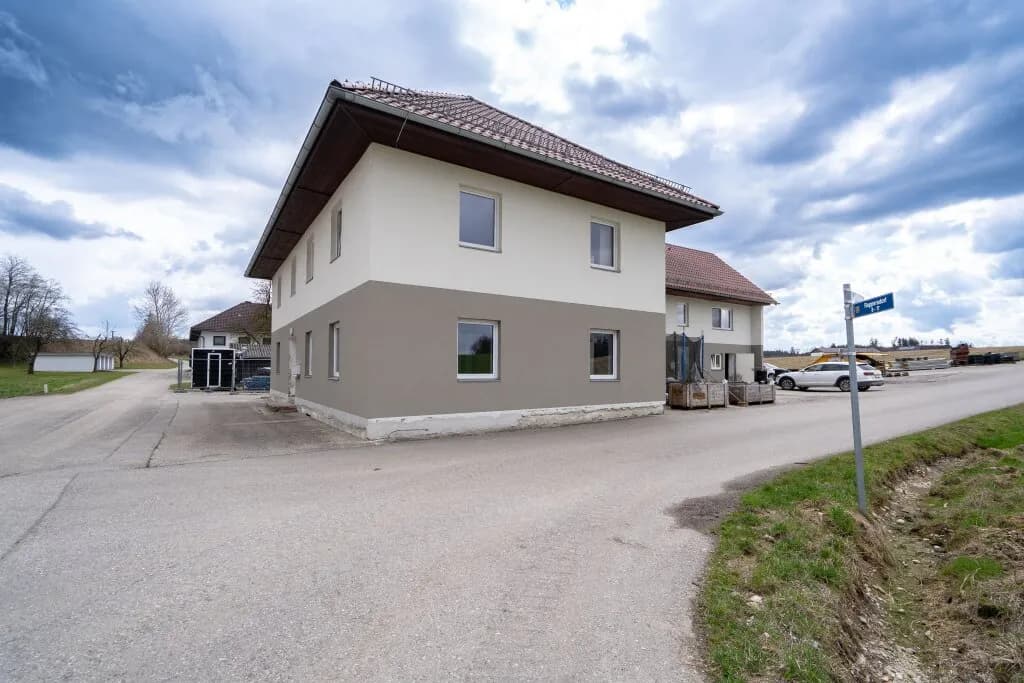 Gewerbeimmobilie kaufen in Wels-Land – 830 m², € 679.000