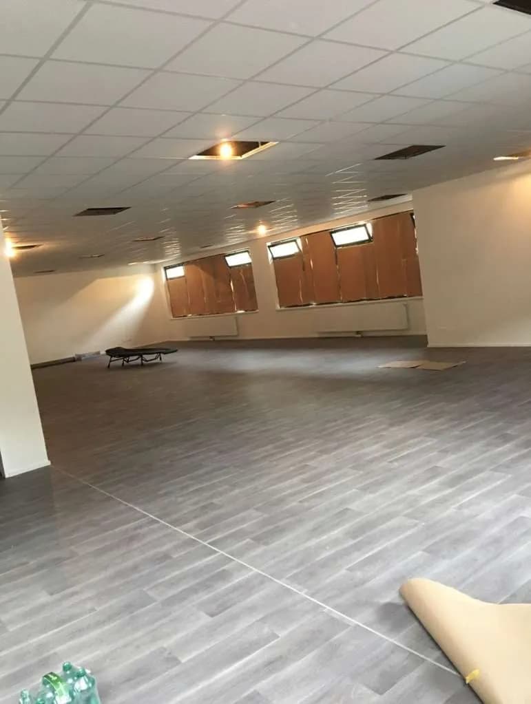 6-Zimmer-Gewerbeimmobilie mieten in Wien – 288 m², € 2.950 – Bild 8 von 11