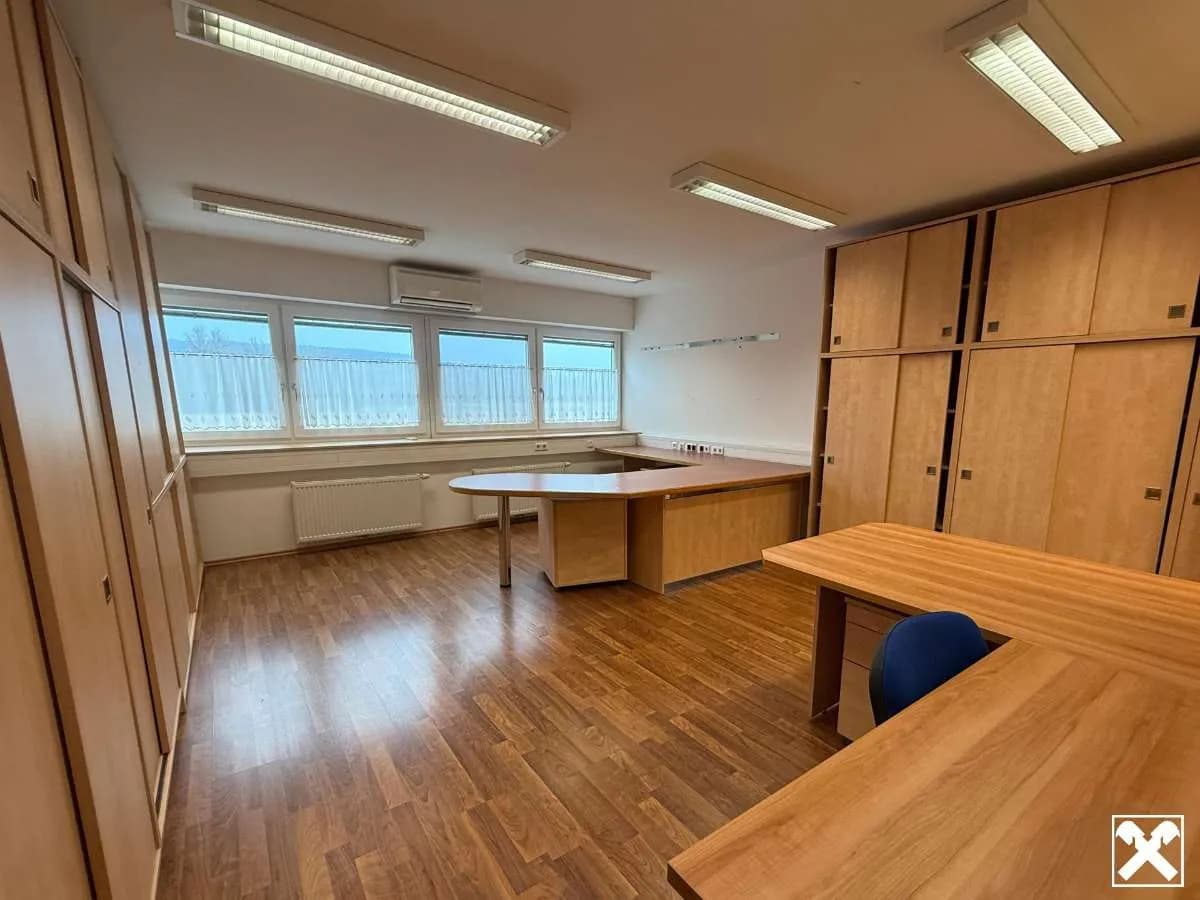 3-Zimmer-Gewerbeimmobilie mieten in Melk – 137 m², € 1.520 – Bild 2 von 21