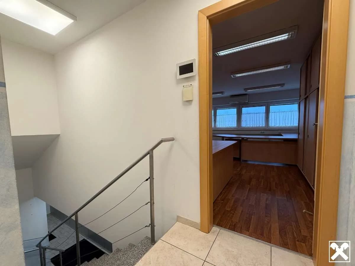3-Zimmer-Gewerbeimmobilie mieten in Melk – 137 m², € 1.520 – Bild 7 von 21