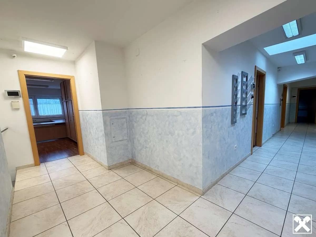 3-Zimmer-Gewerbeimmobilie mieten in Melk – 137 m², € 1.520 – Bild 11 von 21