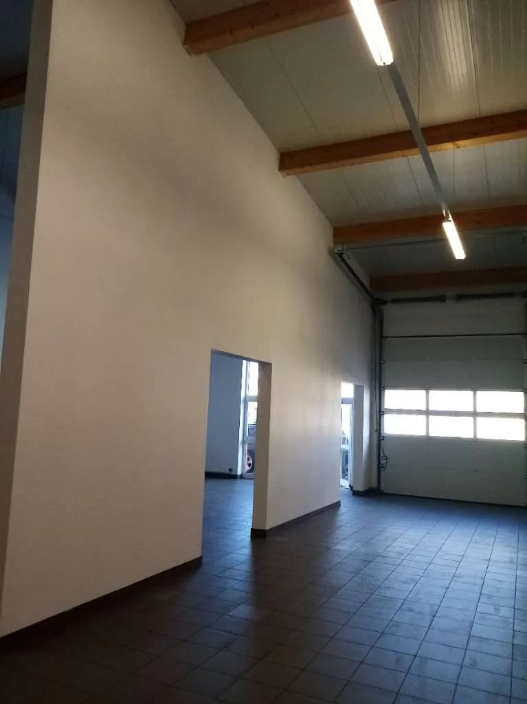 Gewerbeimmobilie mieten in Wiener Neustadt – 199 m², € 1.590 – Bild 9 von 20