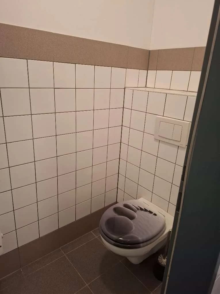 Gewerbeimmobilie mieten in Wiener Neustadt – 199 m², € 1.590 – Bild 14 von 20
