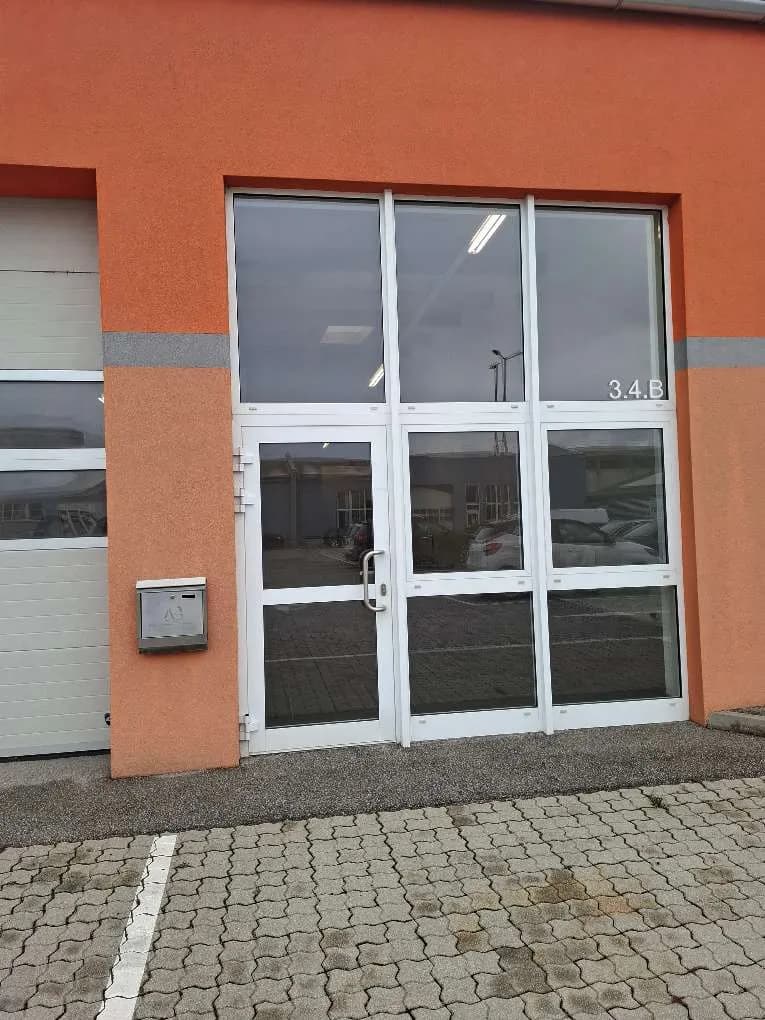 Gewerbeimmobilie mieten in Wiener Neustadt – 199 m², € 1.590 – Bild 18 von 20