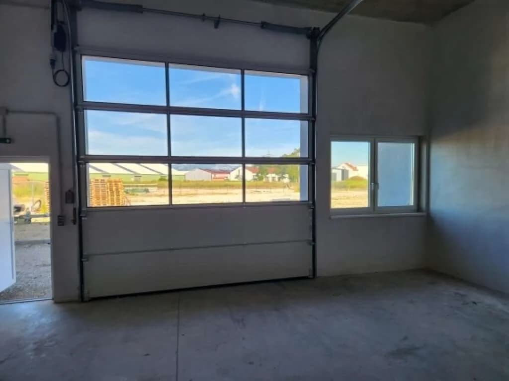 Gewerbeimmobilie mieten in Wiener Neustadt – 76 m², € 990 – Bild 3 von 9