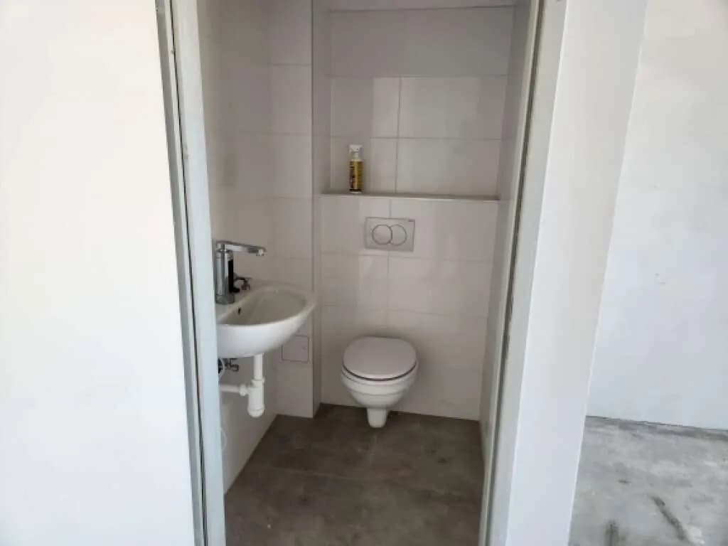 Gewerbeimmobilie mieten in Wiener Neustadt – 76 m², € 990 – Bild 5 von 9