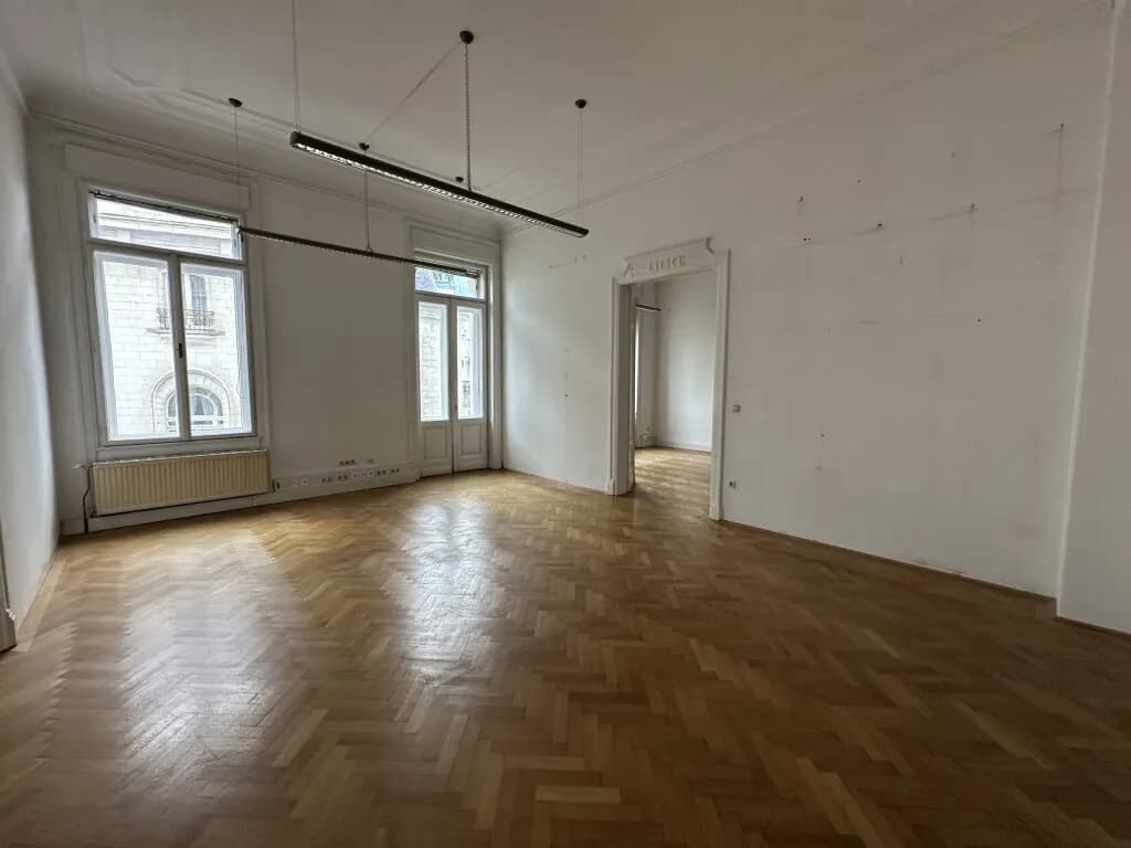 10-Zimmer-Gewerbeimmobilie mieten in Wien – 303 m², € 8.269 – Bild 5 von 11