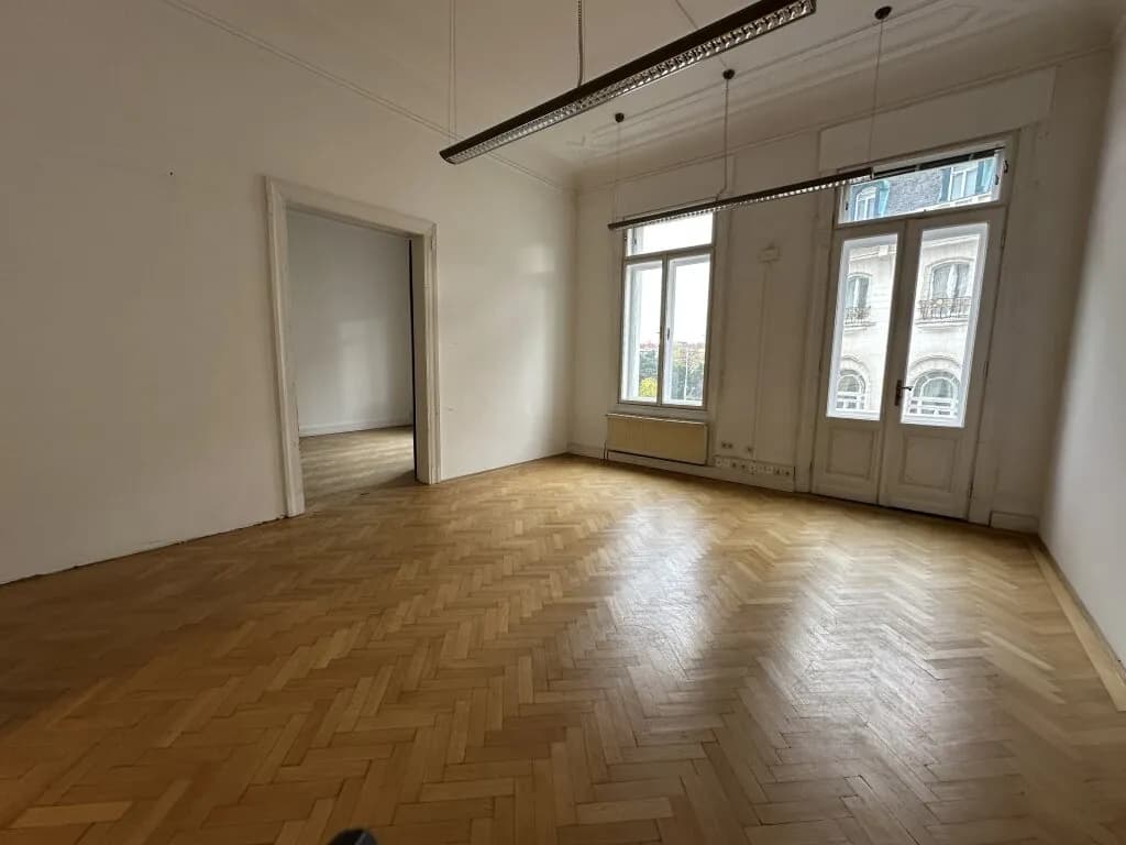 10-Zimmer-Gewerbeimmobilie mieten in Wien – 303 m², € 8.269 – Bild 8 von 11