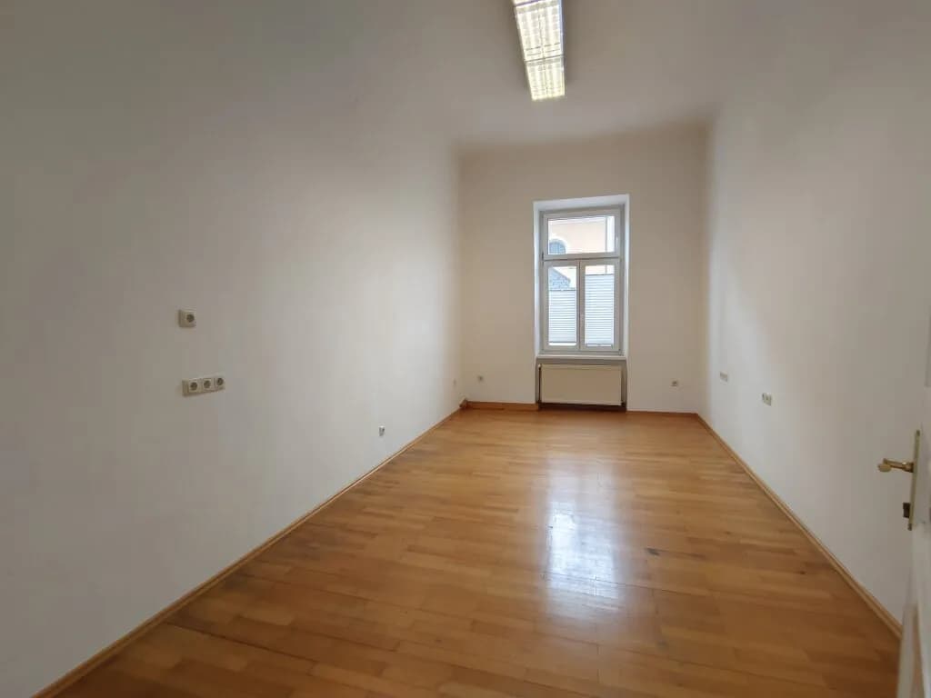 Gewerbeimmobilie mieten in Bruck-Mürzzuschlag – 130 m², € 1.261 – Bild 7 von 10