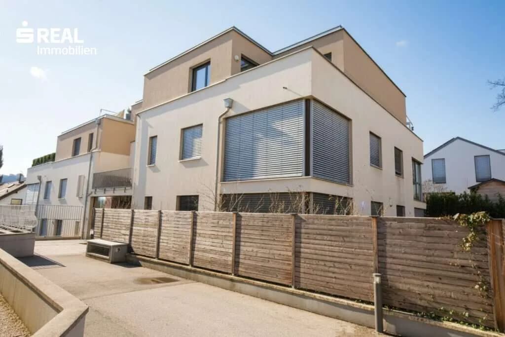 3-Zimmer-Wohnung mieten in Mödling – 118,44 m², € 2.279