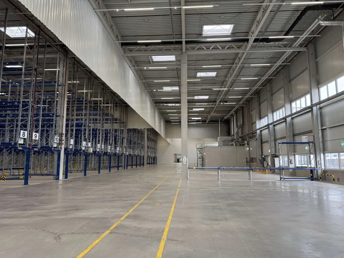 Gewerbeimmobilie mieten in Graz-Umgebung – 17 440 m², € 7