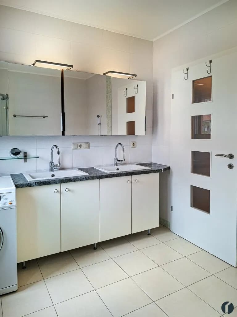 6-Zimmer-Haus mieten in Tulln – 164 m², € 2.561 – Bild 23 von 41