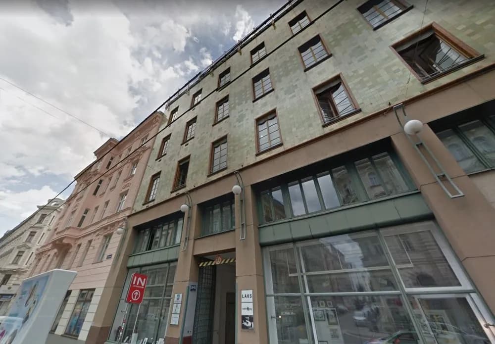 Gewerbeimmobilie mieten in Wien – 1 138 m²