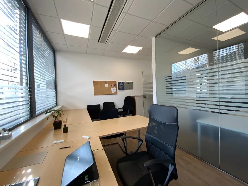 Gewerbeimmobilie mieten in Schwaz – 165 m², € 2.346 – Bild 15 von 24