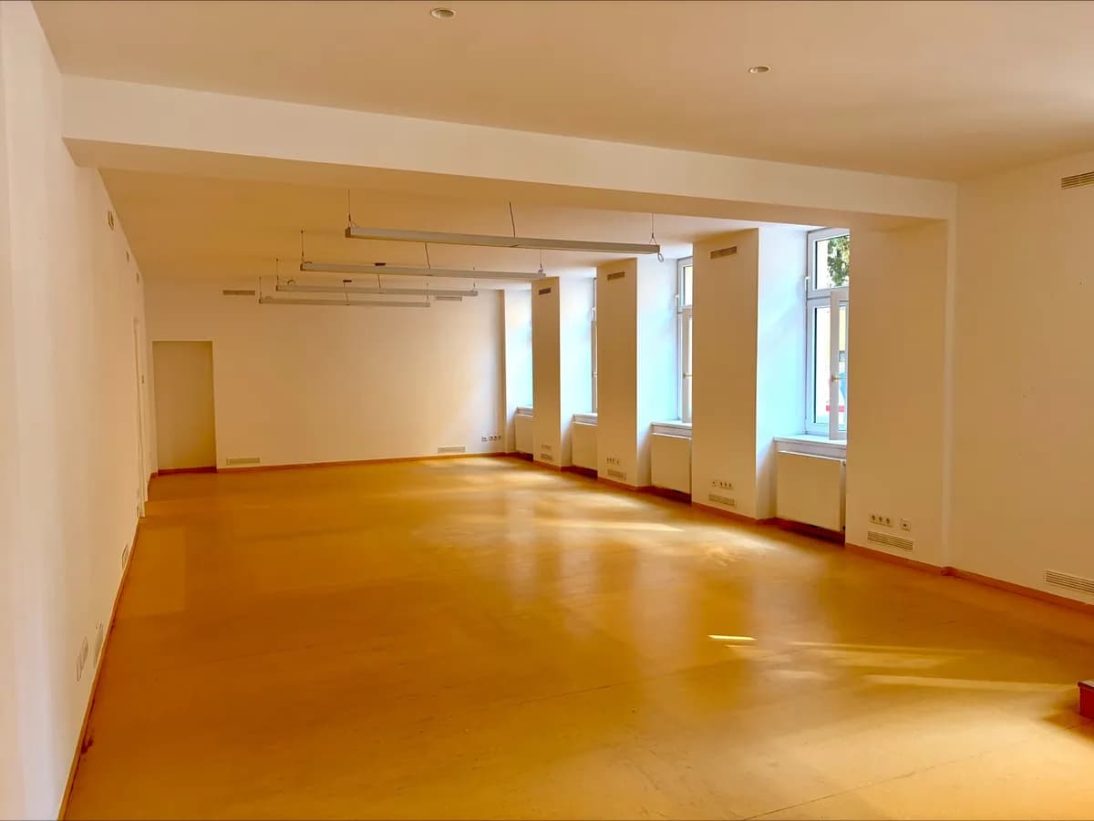 Gewerbeimmobilie mieten in Wien – 113 m², € 1.465 – Bild 2 von 12