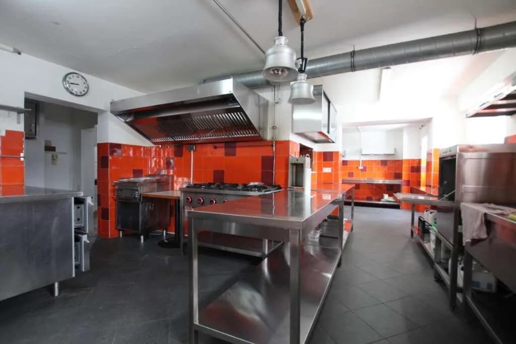 12-Zimmer-Gewerbeimmobilie kaufen in Völkermarkt – 438 m², € 360.000 – Bild 7 von 14