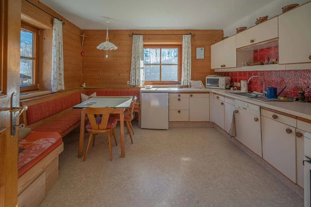 6-Zimmer-Haus kaufen in Kitzbühel – 160 m², € 1.490.000 – Bild 3 von 4