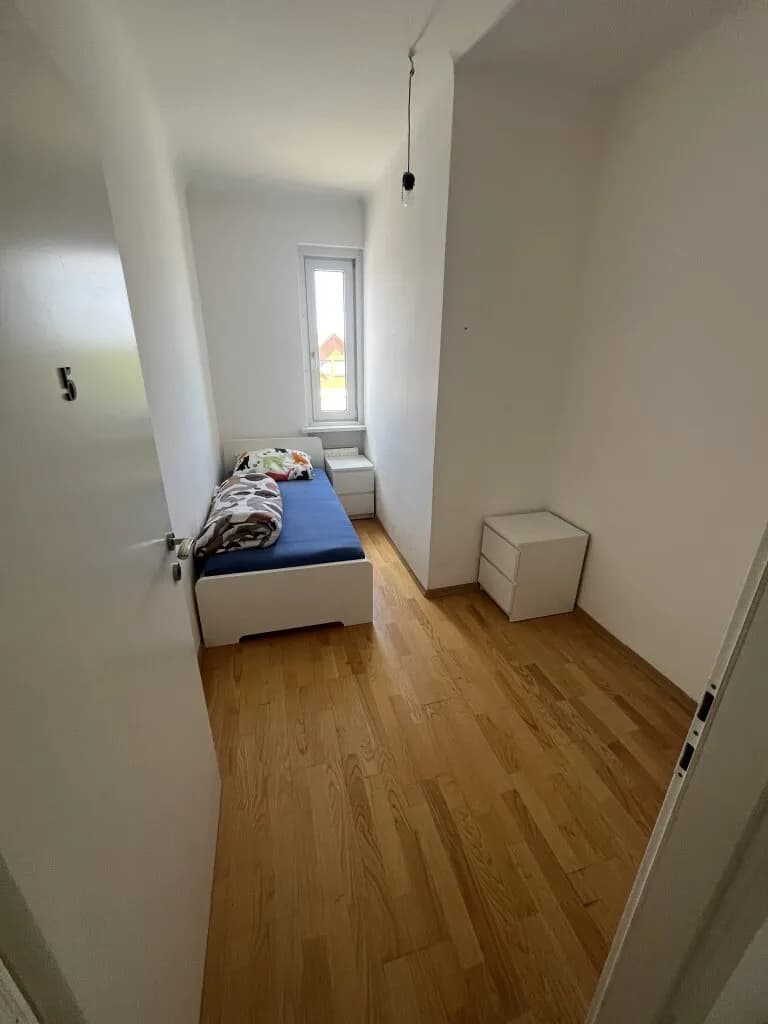 5-Zimmer-Wohnung mieten in Bruck an der Leitha – 145 m², € 1.295 – Bild 2 von 13
