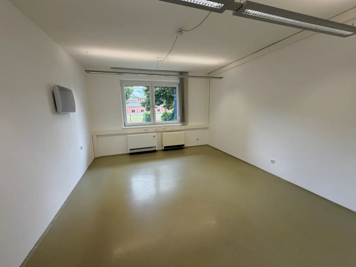 Gewerbeimmobilie mieten in Graz – 217 m², € 3.348 – Bild 8 von 14