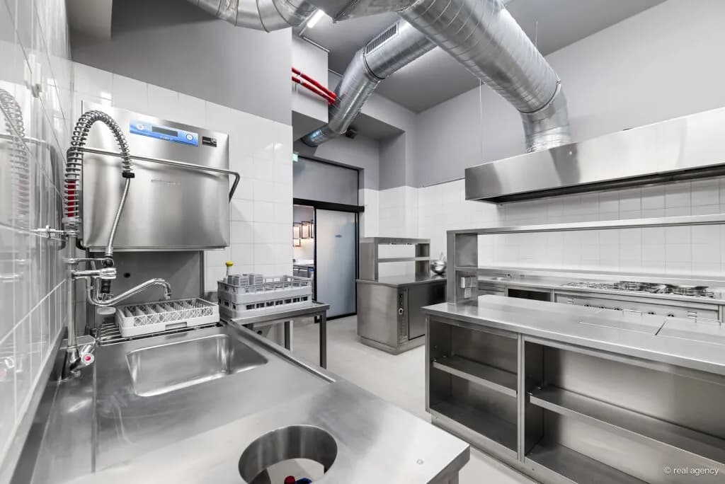 Gewerbeimmobilie mieten in Wien – 141 m², € 3.734 – Bild 4 von 31
