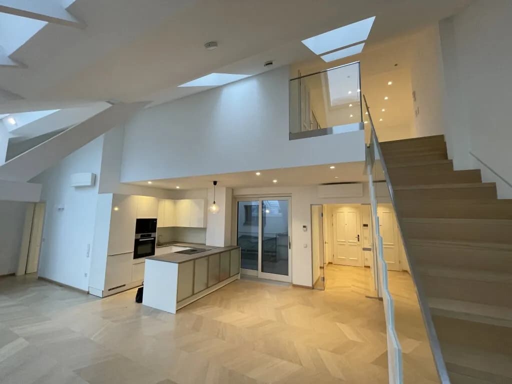 4-Zimmer-Wohnung mieten in Wien – 154,22 m², € 4.105 – Bild 2 von 17