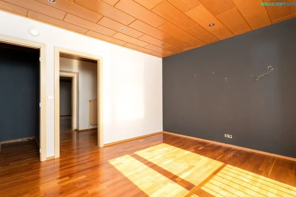 2-Zimmer-Wohnung kaufen in Mödling – 70,14 m², € 219.000 – Bild 2 von 17