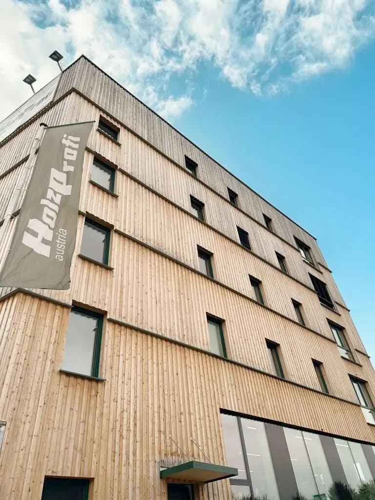 Gewerbeimmobilie mieten in Gmunden – 198 m² – Bild 2 von 8