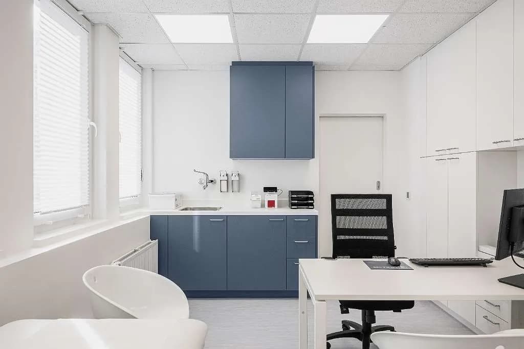 Gewerbeimmobilie mieten in Wien – 292 m², € 16