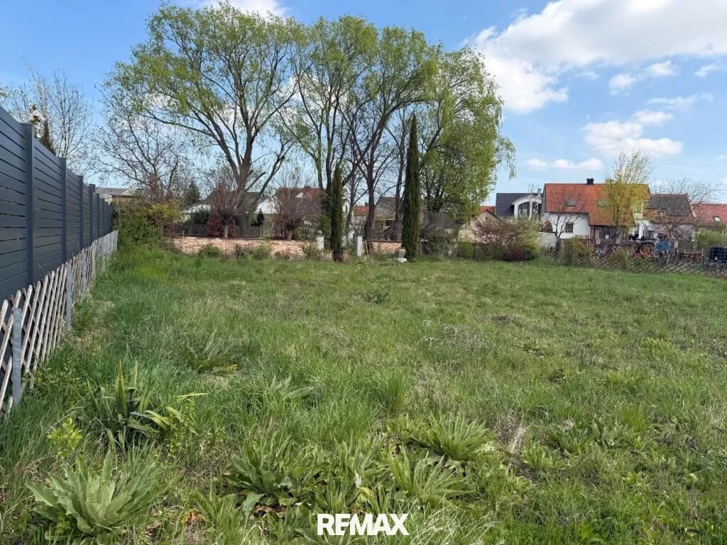Grundstück kaufen in Neusiedl am See – 700 m², € 249.000