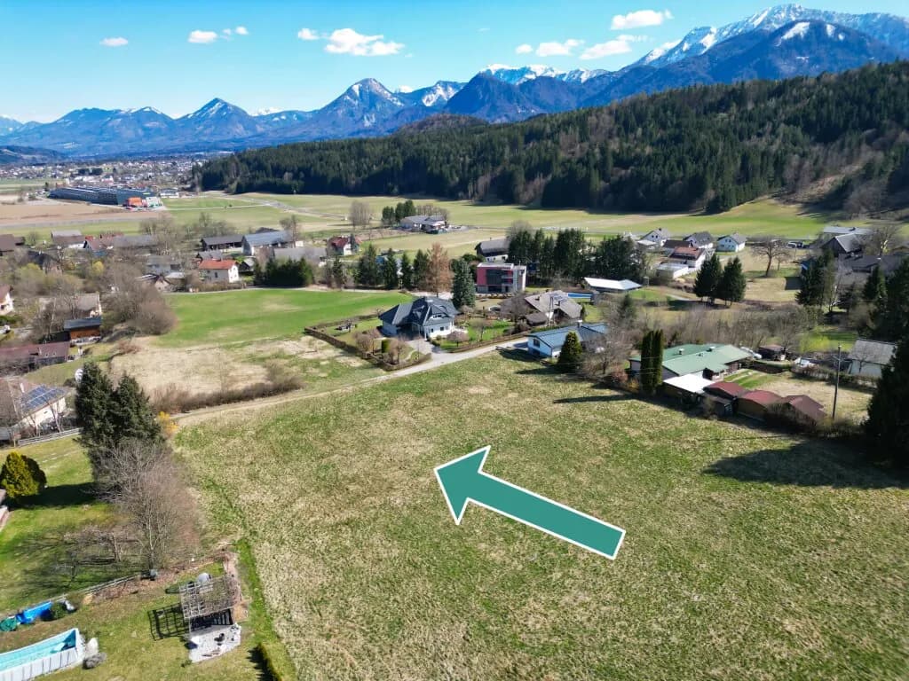 Grundstück kaufen in Villach Land – 1 477 m², € 135.000