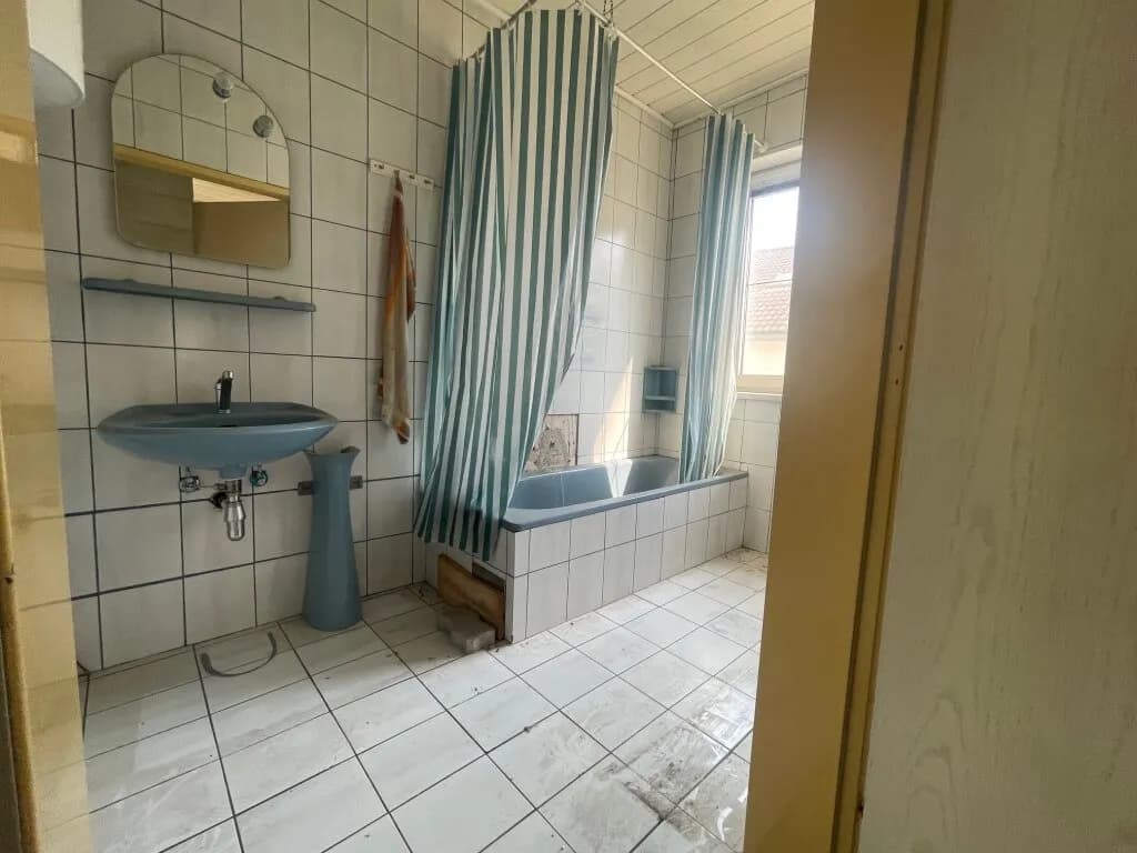 7-Zimmer-Haus kaufen in Bruck an der Leitha – 167 m², € 272.000 – Bild 9 von 13