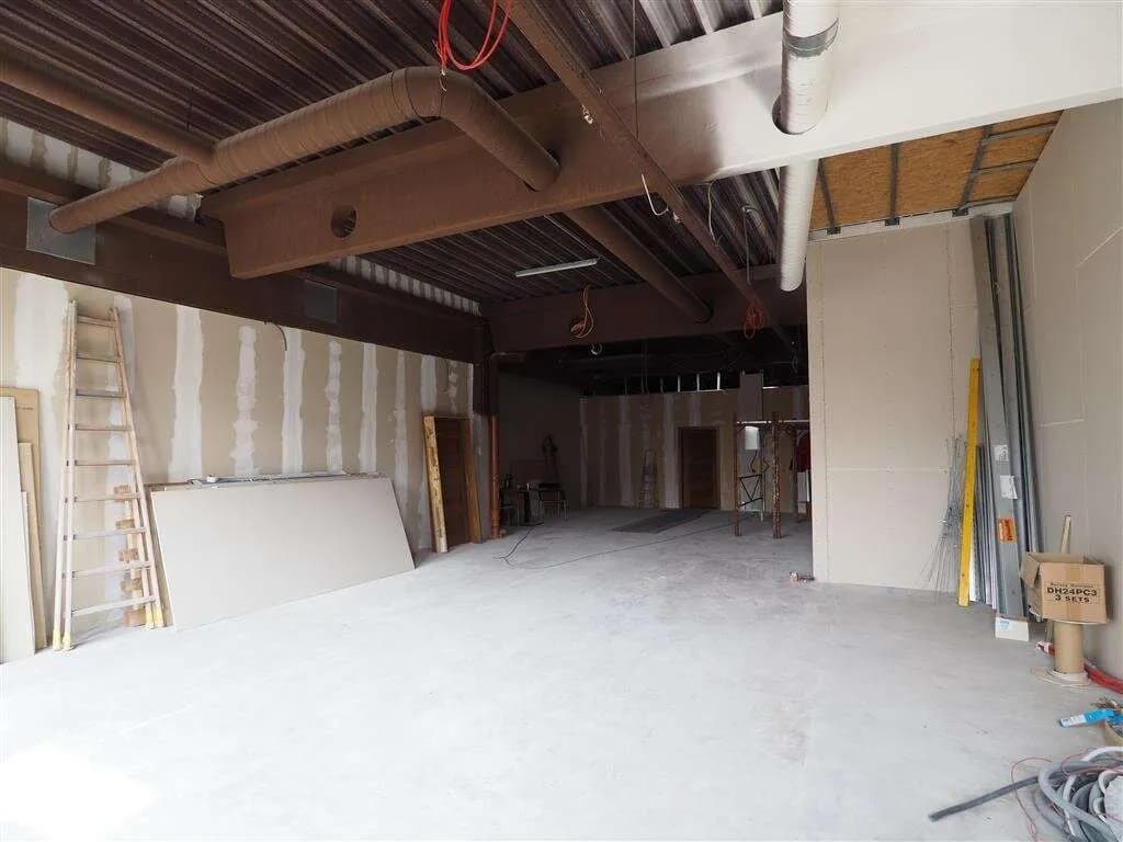 Gewerbeimmobilie mieten in Wiener Neustadt – 113 m², € 1.118 – Bild 13 von 14