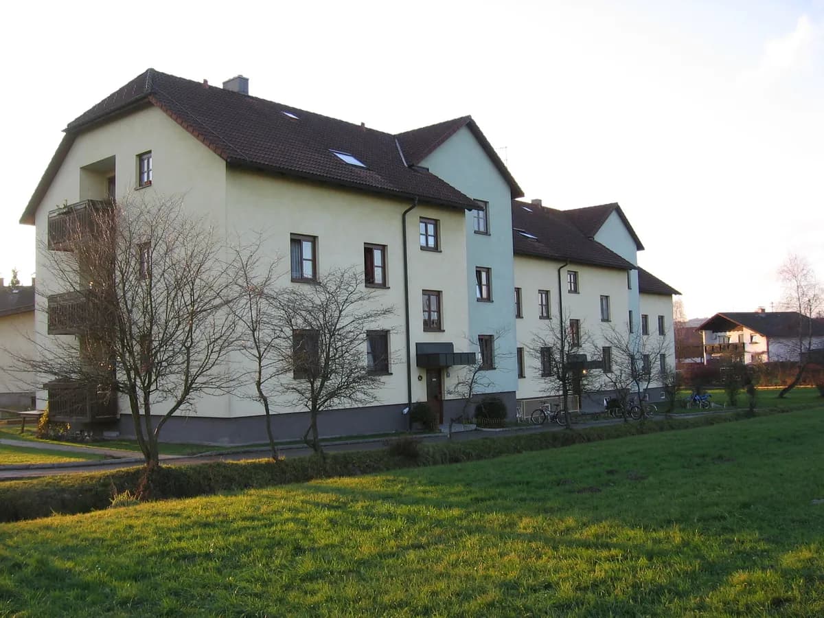 2-Zimmer-Wohnung mieten in Vöcklabruck – 67,41 m², € 708