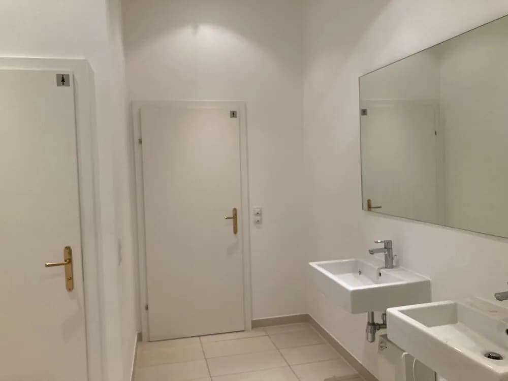 Gewerbeimmobilie mieten in Wien – 204 m², € 18 – Bild 10 von 12