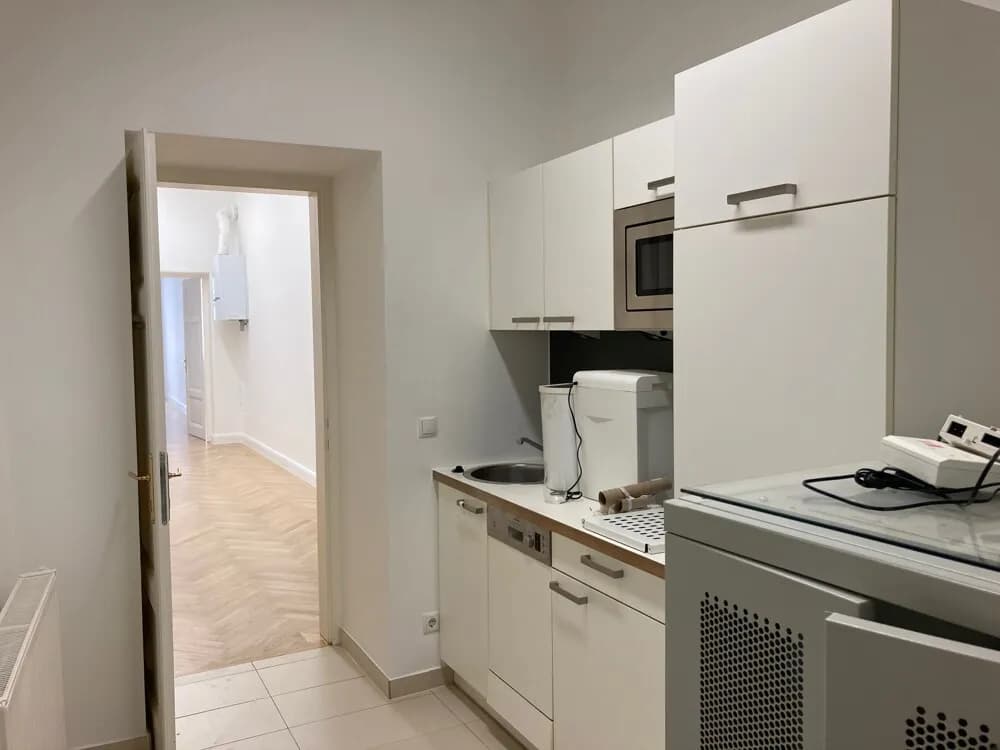 Gewerbeimmobilie mieten in Wien – 204 m², € 18 – Bild 11 von 12