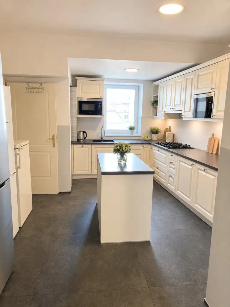 Wohnung kaufen in Wien – 266 m², € 1.950.000 – Bild 2 von 9