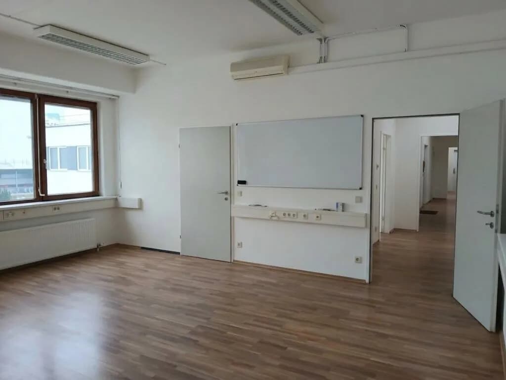 3-Zimmer-Gewerbeimmobilie mieten in Mödling – 113 m², € 1.422 – Bild 4 von 9
