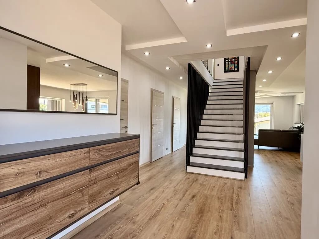 5-Zimmer-Haus kaufen in Wolfsberg – 180 m², € 720.000 – Bild 3 von 15