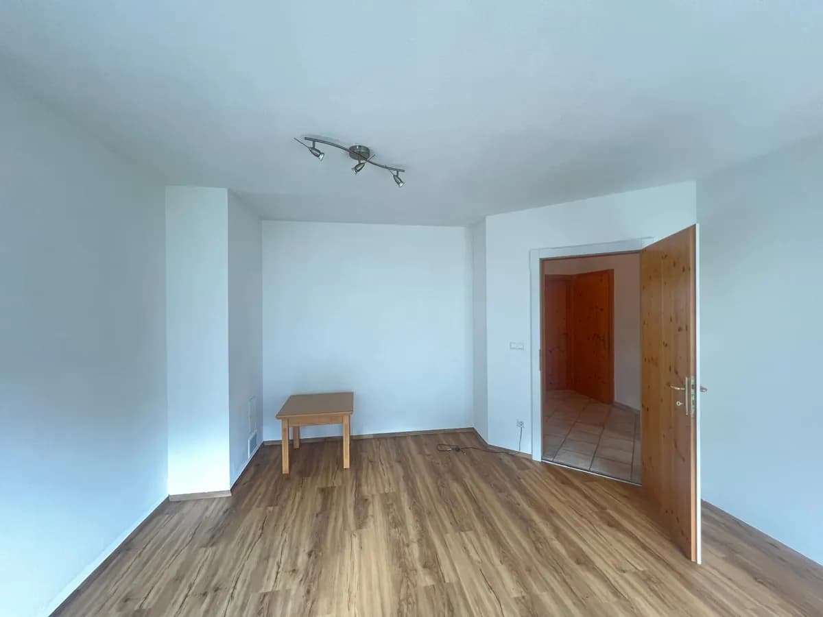 2-Zimmer-Wohnung mieten in Schwaz – 67 m², € 1.200 – Bild 2 von 10