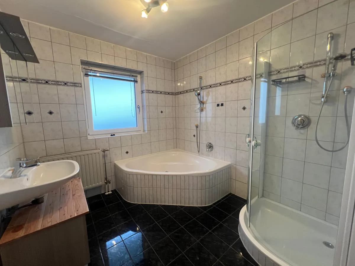 2-Zimmer-Wohnung mieten in Schwaz – 67 m², € 1.200 – Bild 8 von 10