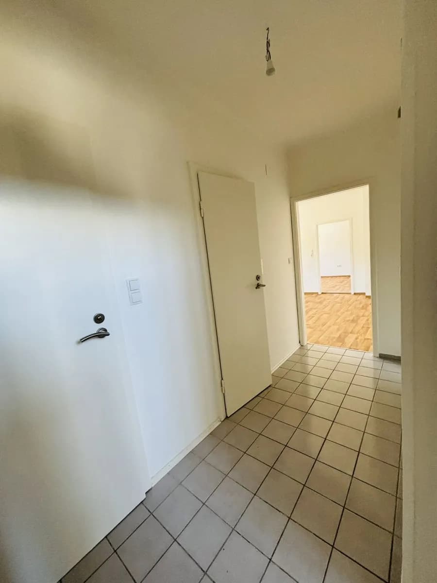 1-Zimmer-Wohnung mieten in Wolfsberg – 47,9 m², € 404 – Bild 2 von 9