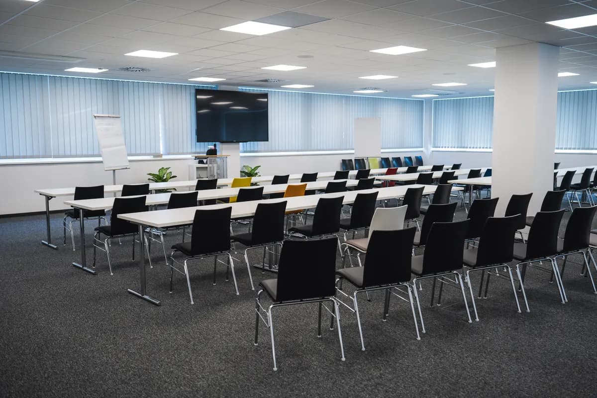 Gewerbeimmobilie mieten in Graz-Umgebung – 426 m², € 8.908 – Bild 14 von 15
