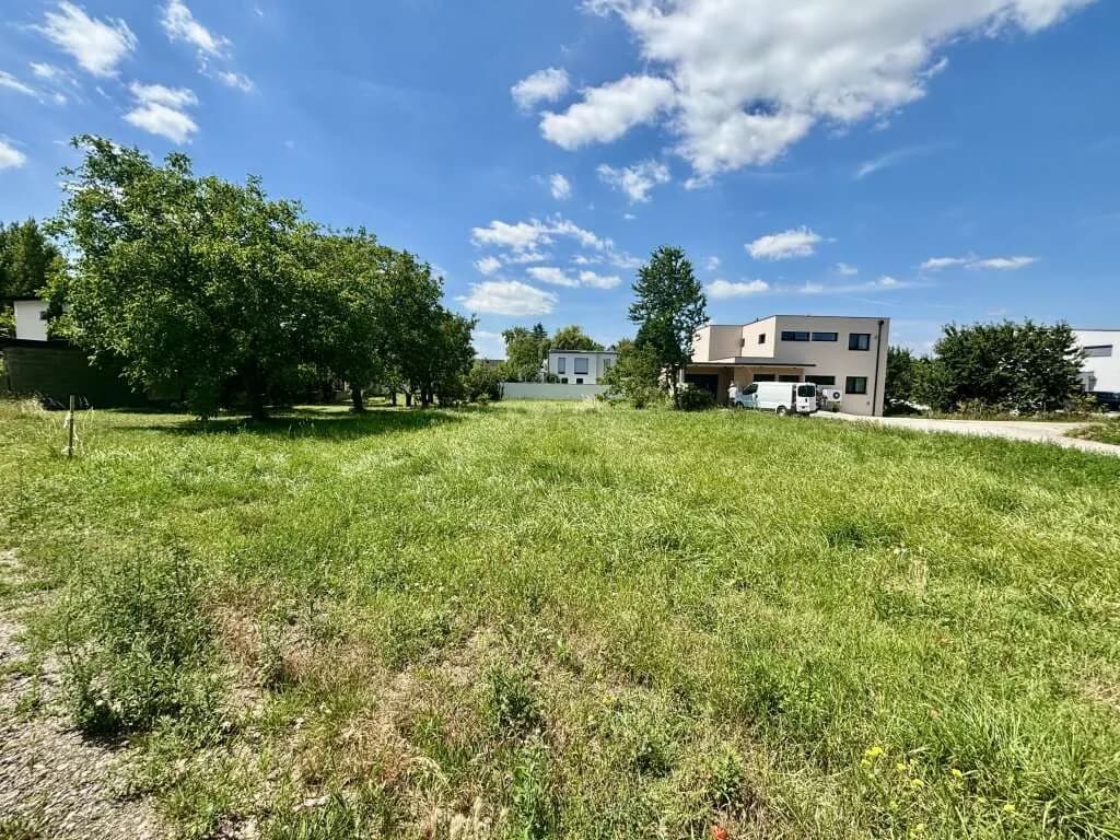 Grundstück kaufen in Neusiedl am See – 732 m², € 358.680